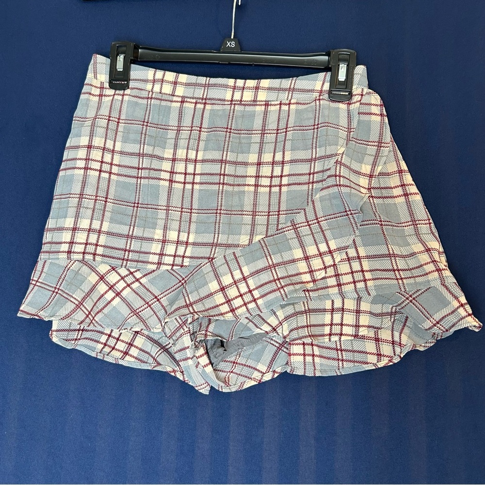 Altar’d State Women’s Lightweight Schoolgirl Plaid Ruffle Skirt -‎ Size Medium